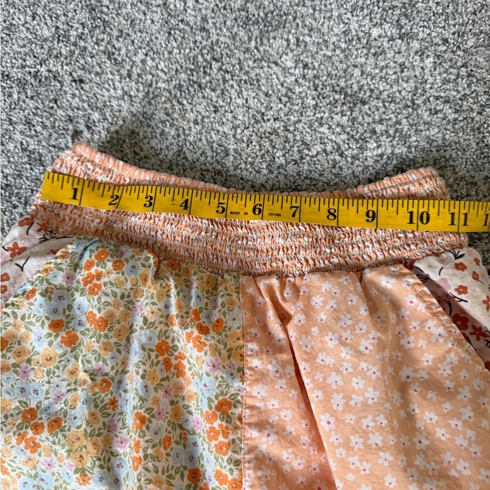 American Eagle Outfitters Peach and Pink Floral Smocked Top - Picture 6 of 6